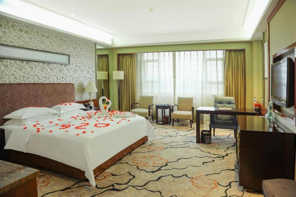 Eurasia International Hotel Dongguan  Luaran gambar