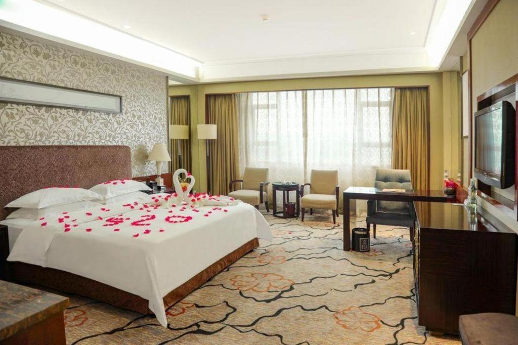 Eurasia International Hotel Dongguan  Luaran gambar